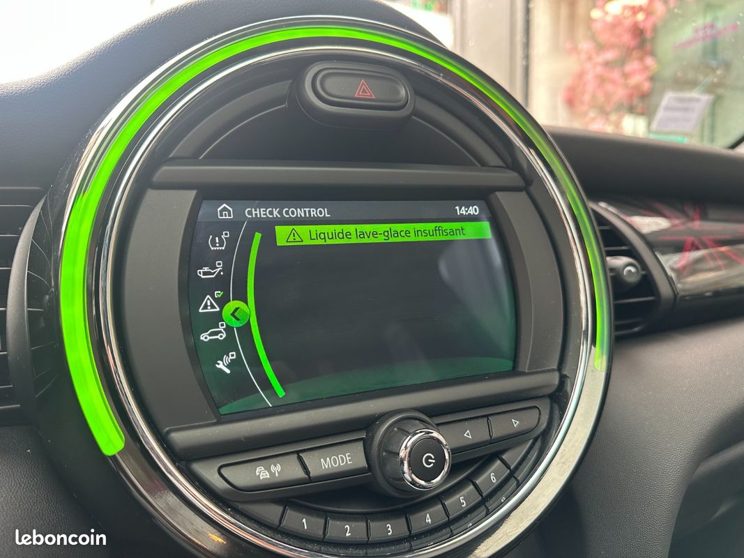 Mini cooper s 2.0 l greenwich / toit ouvrant / apple carplay / pneus avant neuf (image 39)