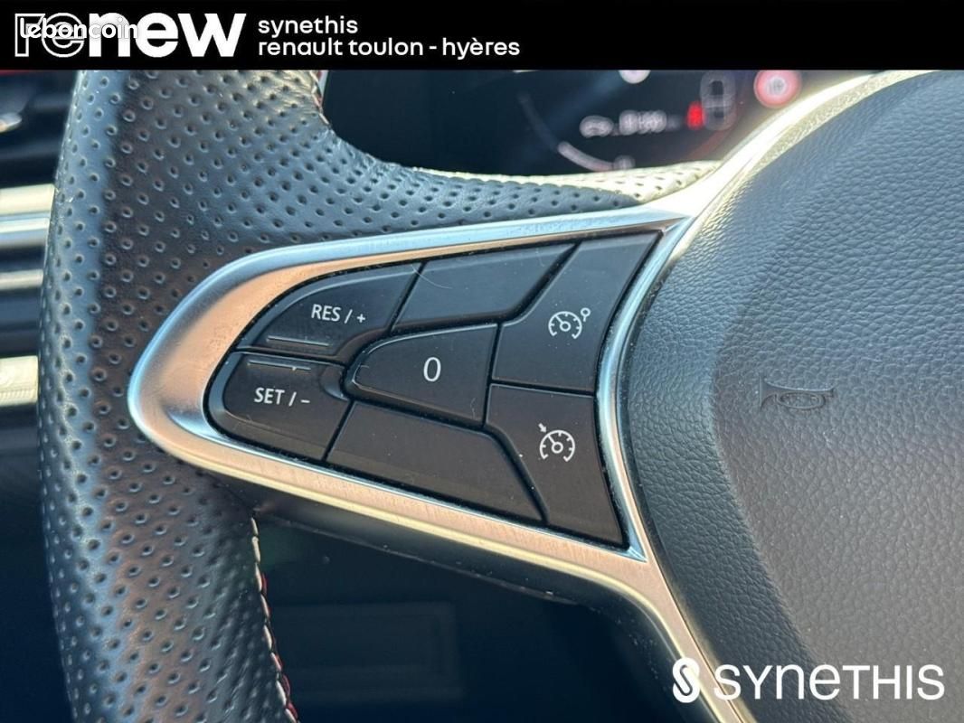 Renault Captur E-Tech 145 - 21 R.S. Line (image 27)