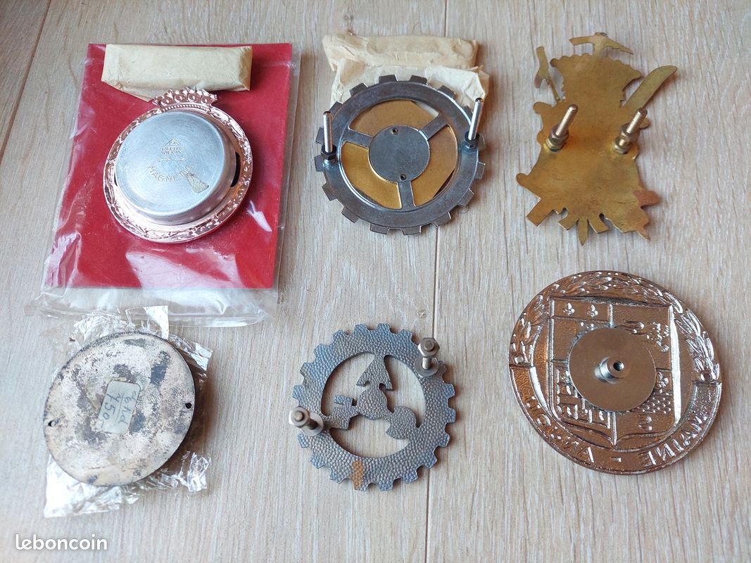 Blasons anciens de calandre ou pare-chocs (image 3)