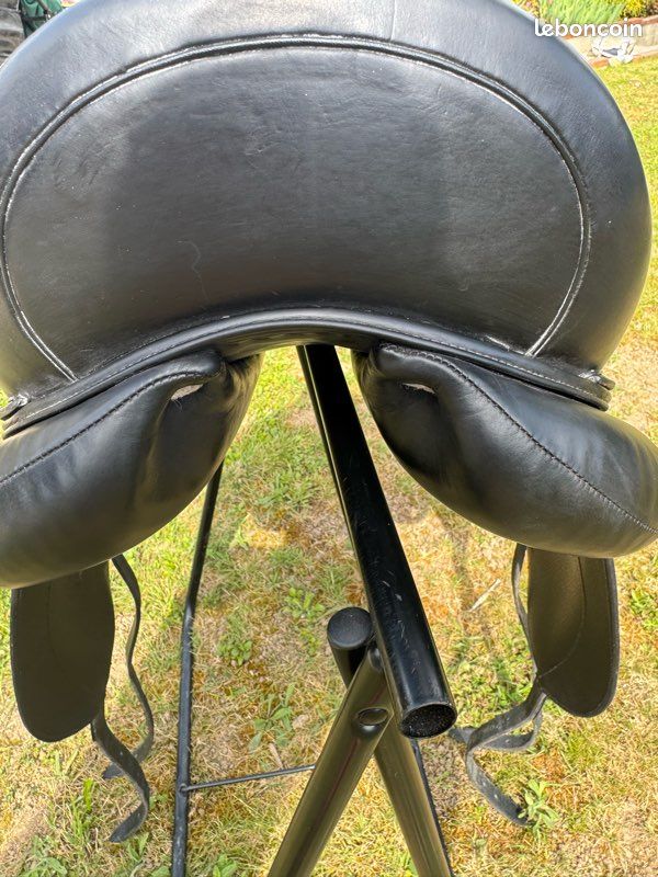 Selle dressage devoucoux Malika Lab (image 10)