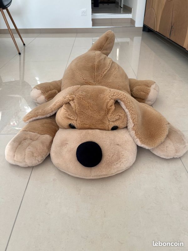 Peluche chien géant (image 1)