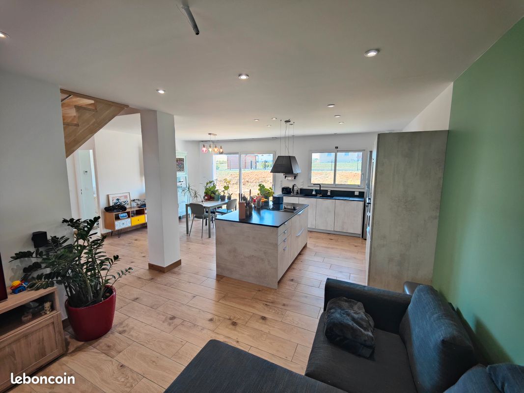 Maison 5 pièces 116 m² · à Domfront-en-Champagne · 116 m² · 243 000 €