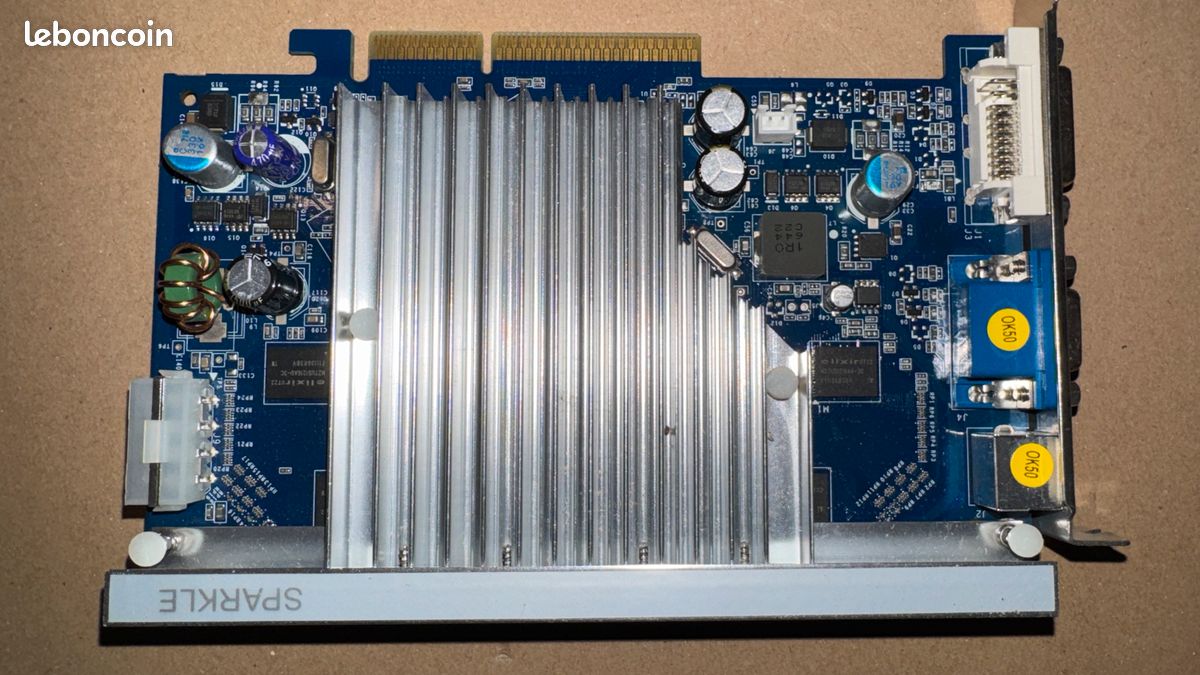 Carte graphique Fujitsu : les meilleurs prix sur le neuf et l'occasion