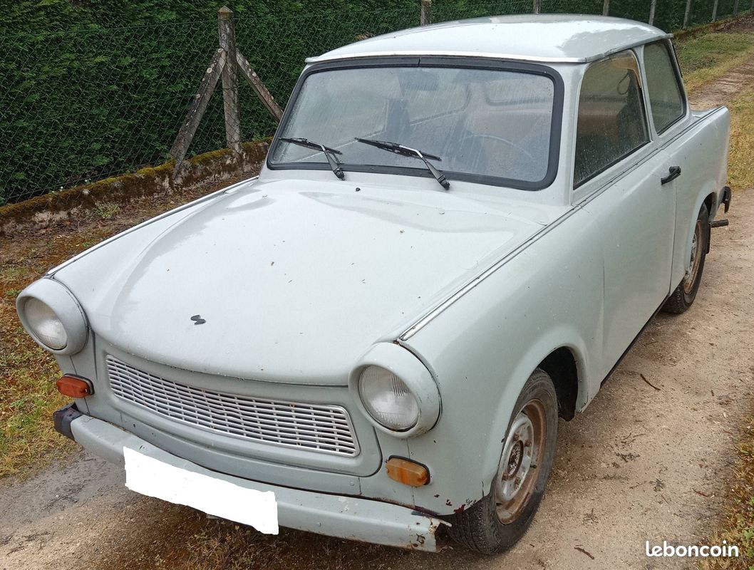 Trabant P601 berline (image 1)