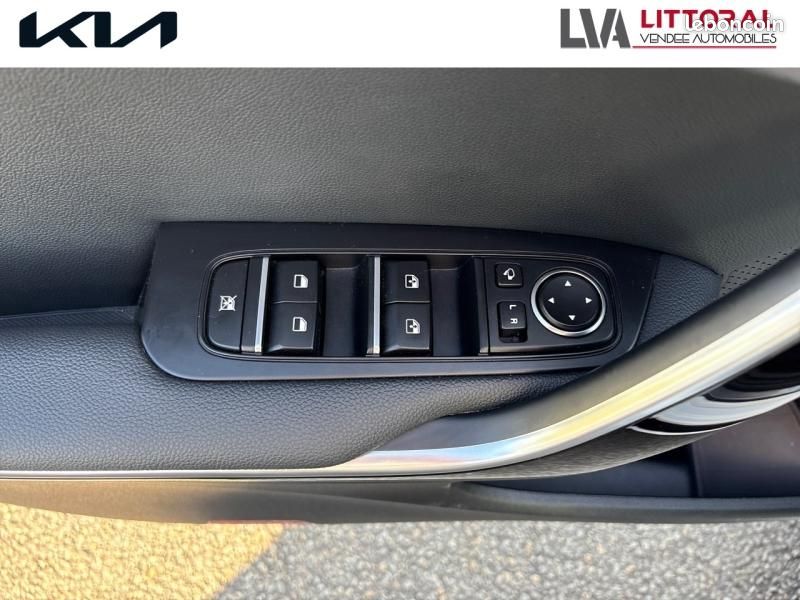 Kia ProCeed 1.5 T-GDi 140ch GT-line DCT7 (image 15)