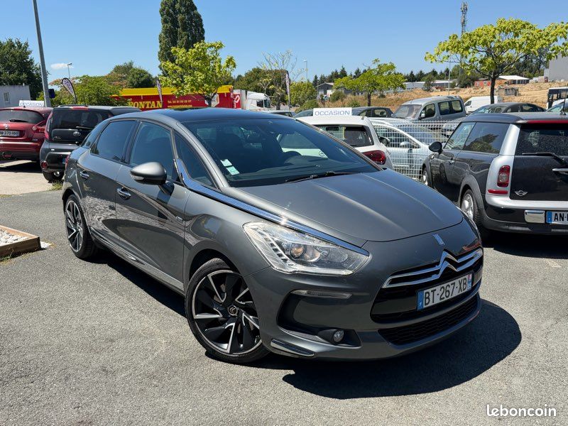 Citroën DS5 2.0 200 ch Diesel Hybrid Sport Chic Boîte auto 09/2011 (image 3)