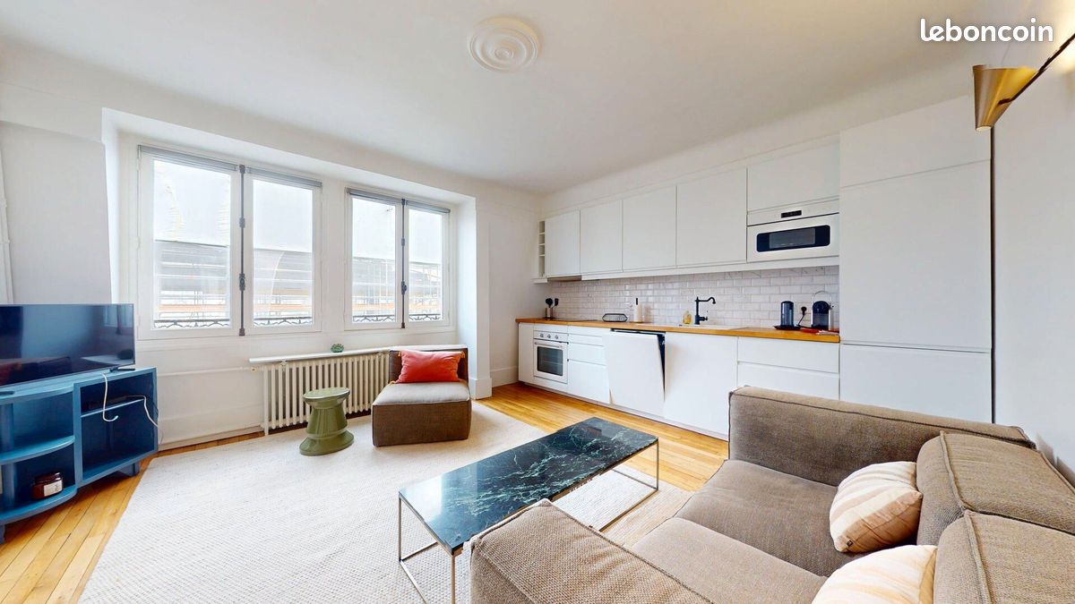 Appartement 3 pièces 51 m² · à Paris · 51 m² · 2 000 €