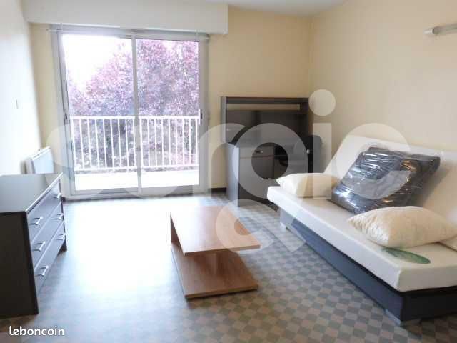 Appartement 1 pièce 24 m² · à Cholet · 24 m² · 400 €