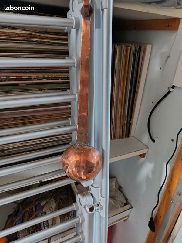 Paire de grandes Bassines à Confiture Cuivre 50 cm – Poinçonnées d'époque (image 3)