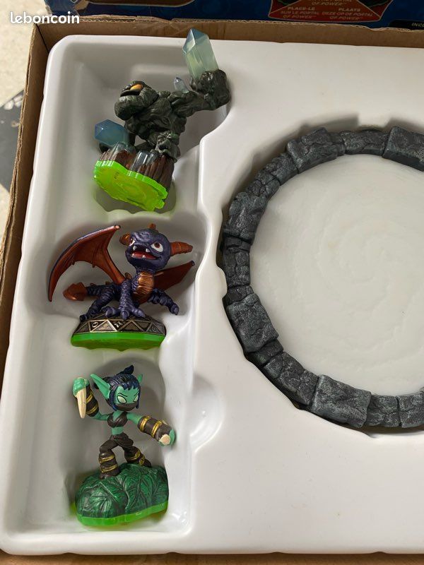 Skylanders: Spyros Adventure für Wii plus 7 Figuren | Kaufen auf Ricardo