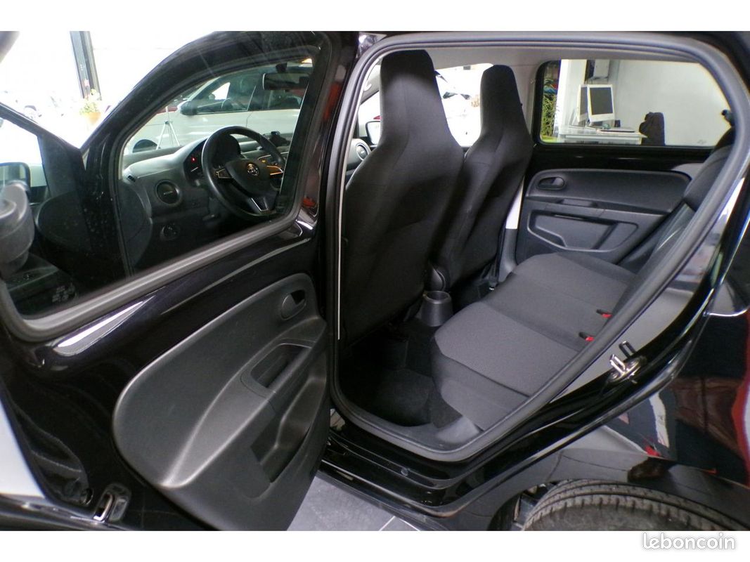 SKODA CITIGO 1.0 12V MPI - 75 - BV ASG5 S&S BERLINE Edition PHASE 2 (image 12)