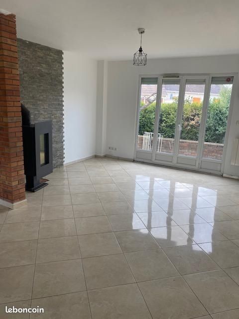 Appartement 4 pièces 98 m² · à Tremblay-en-France · 98 m² · 1 400 €