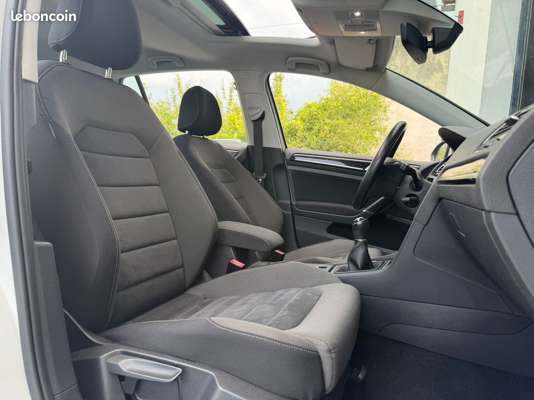 Volkswagen Golf 7 2.0 TDI 150ch Carat avec toit ouvrant (image 4)