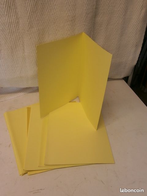 25 Chemises cartonnées jaune de classement pour bureaux (image 1)