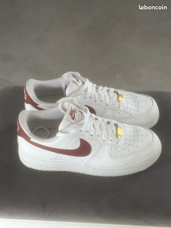 Paire de chaussures Nike air force (image 3)