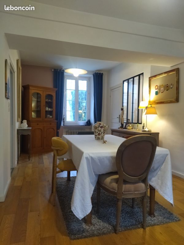 Maison 7 pièces 130 m² · à Laval · 130 m² · 370 000 €