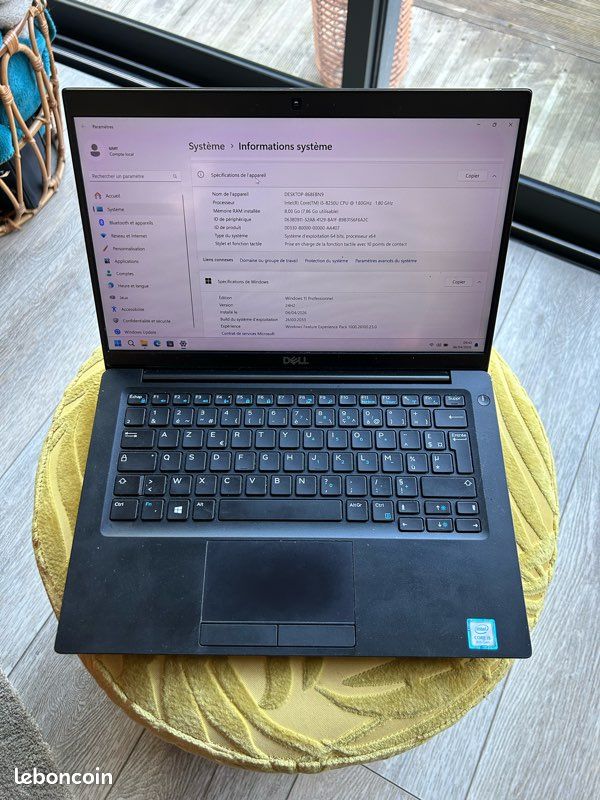 Dell Latitude 7390 13,3 1920 x 1080 Full HD Intel Core i5 1 To SSD Disque dur 16 Go Windows 11 Pro Webcam Ordinateur portable (reconditionné