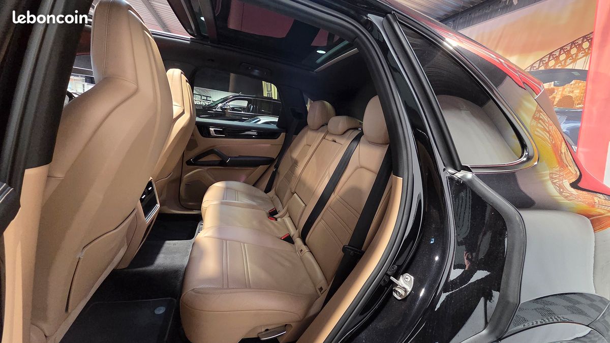 PORSCHE CAYENNE S - V6 - 2.9 - 440 ch - TOIT INTEGRAL - PACK SPORT CHRONO + - ROUES ARRIERE DIRECTIONNELLES - ORIGINE : FRANCE (image 10)