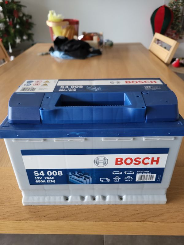 Batterie voiture Bosch 12V 74Ah 680A NEUVE - Équipement auto