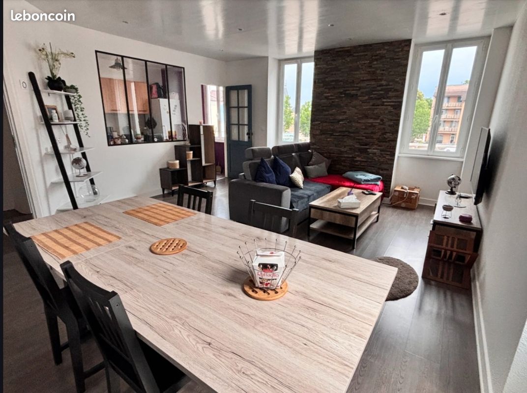Appartement 3 pièces 75 m² · à Oyonnax · 75 m² · 125 000 €