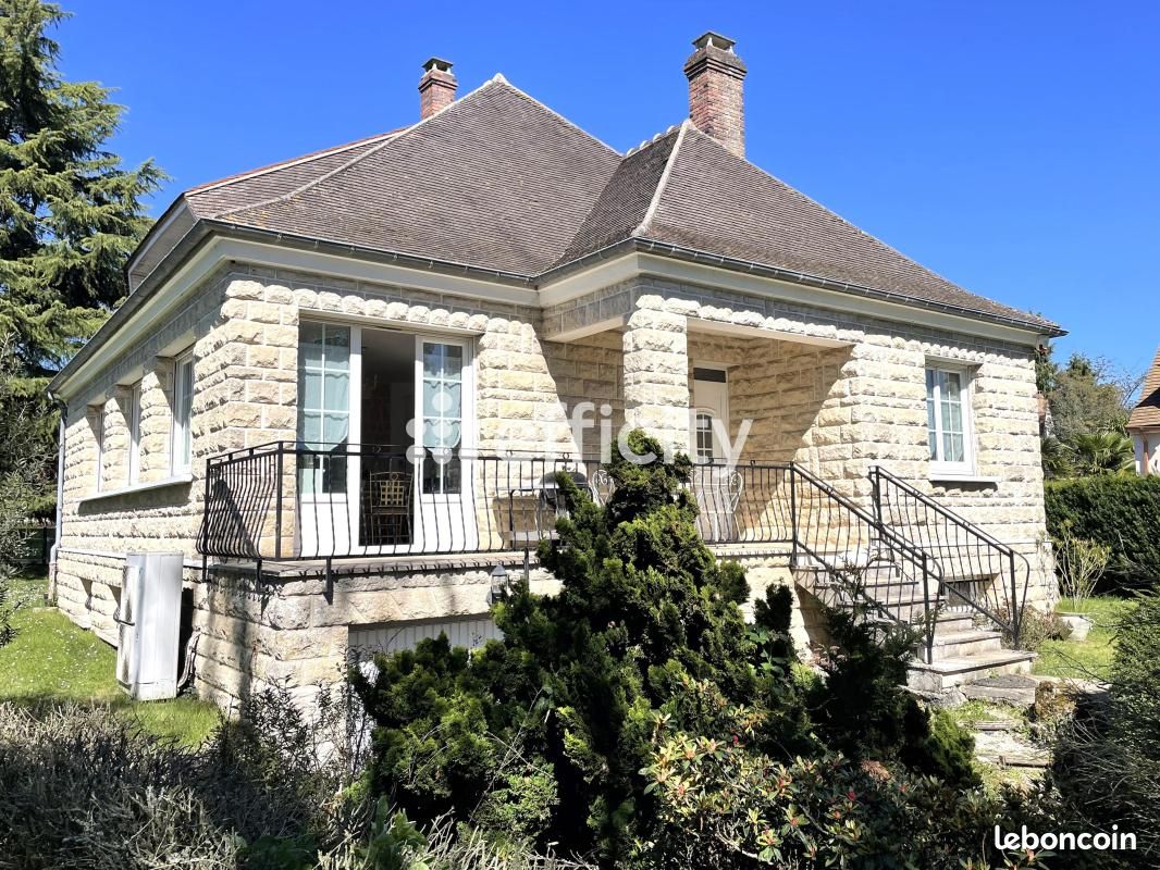 Maison 5 pièces 150 m² · à Ronquerolles · 150 m² · 449 000 €
