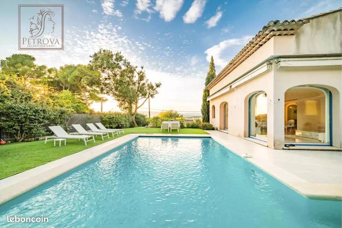 Villa 6 pièces 200 m²
