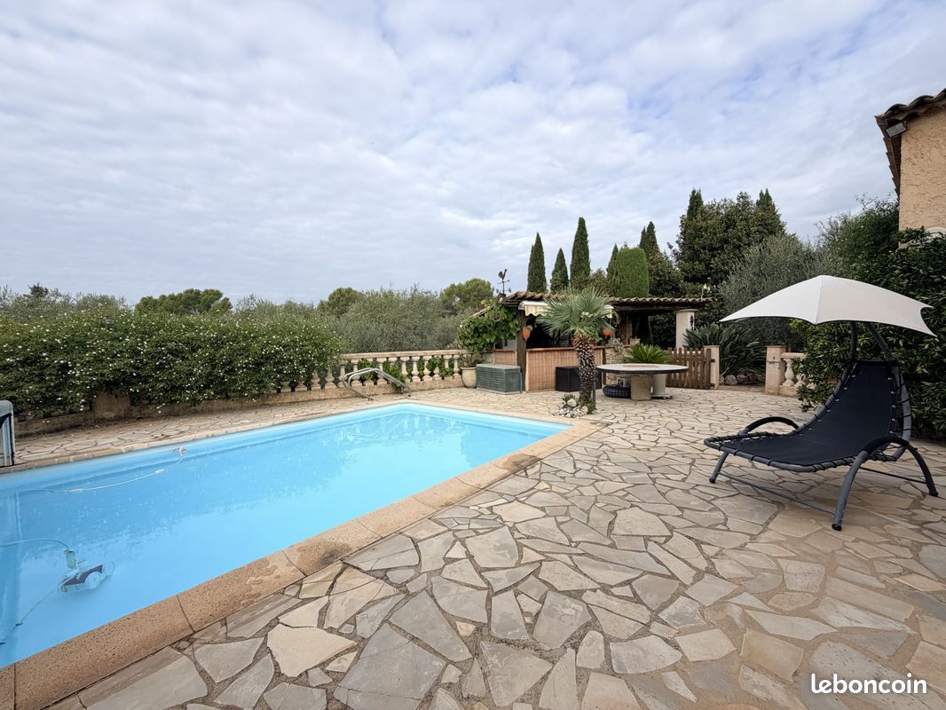Maison 5 pièces 154 m² à Peymeinade