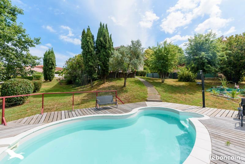 Maison 5 pièces 163 m² · à Geaune · 163 m² · 277 000 €