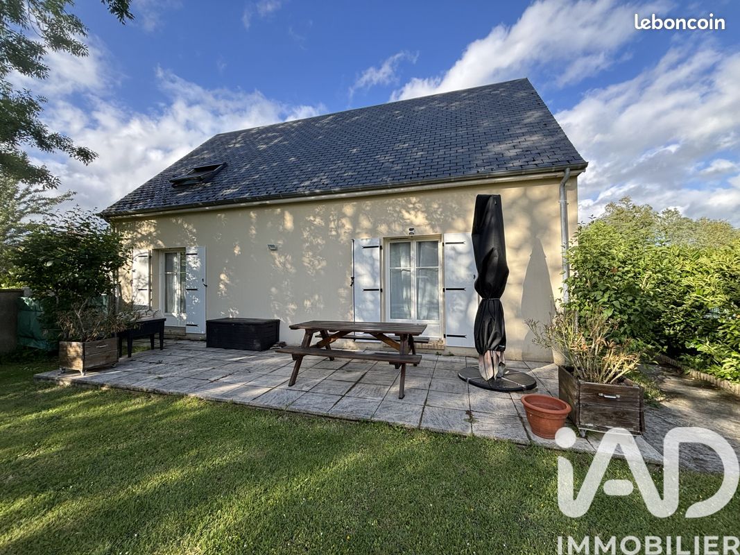 Maison 6 pièces 127 m² · à Courville-sur-Eure · 127 m² · 248 000 €
