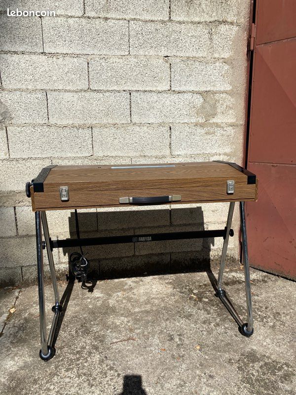 Synthétiseur Farfisa vintage (image 1)