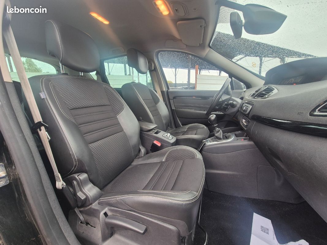 Renault megane scenic 1.6 dci 130 ch (image 4)