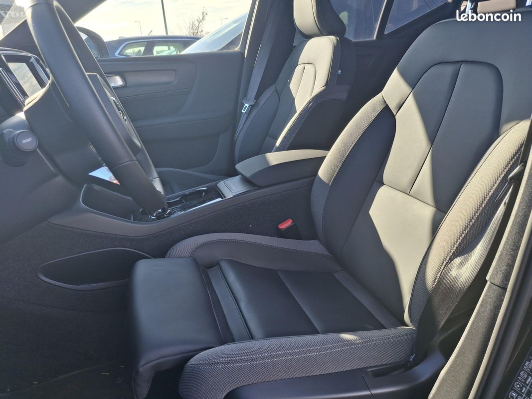 VOLVO EX40 Twin Performance 442 ch 1EDT Ultra (image 13)