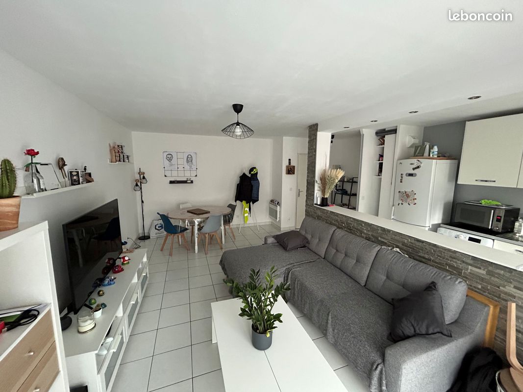 Appartement 3 pièces 64 m² · à Chartres · 64 m² · 855 €