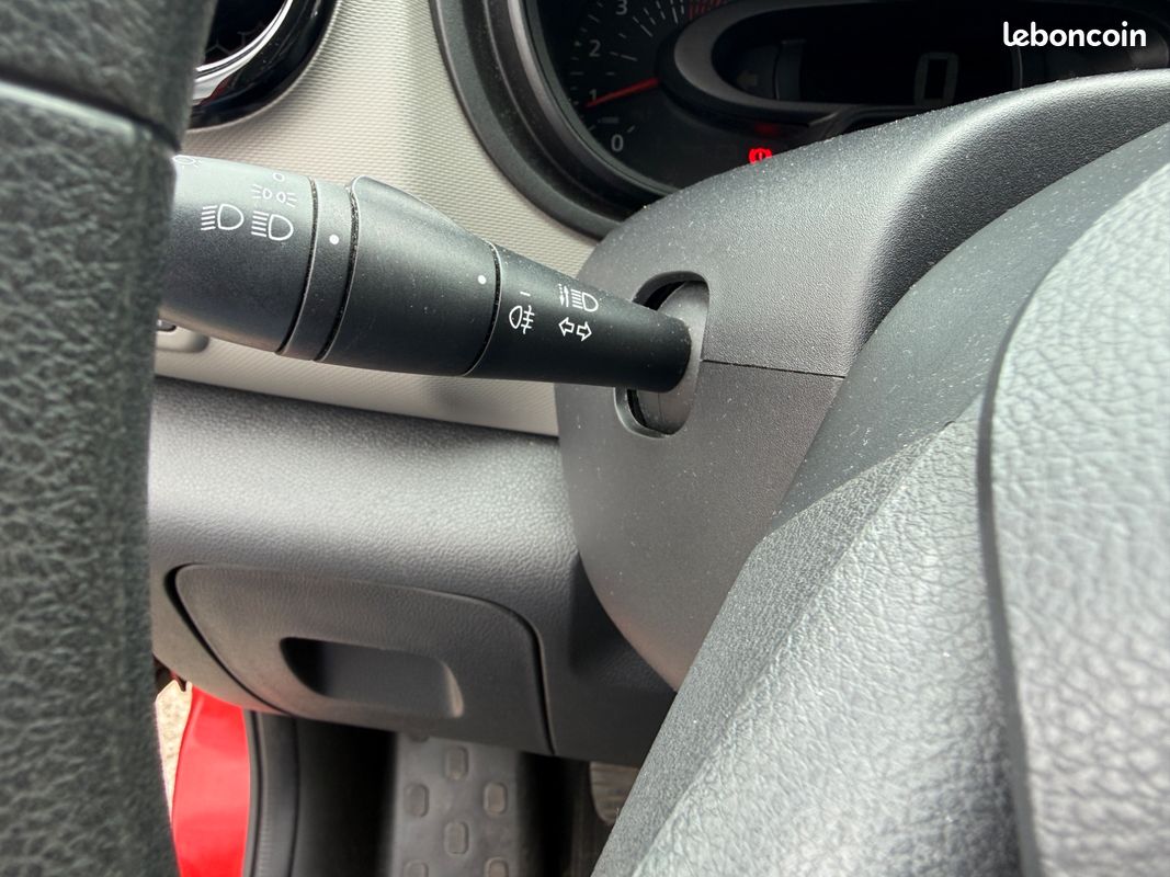 Renault trafic combi 1.6 dci 95ch l1 energy zen - climatisation - bluetooth - centralisation (image 23)