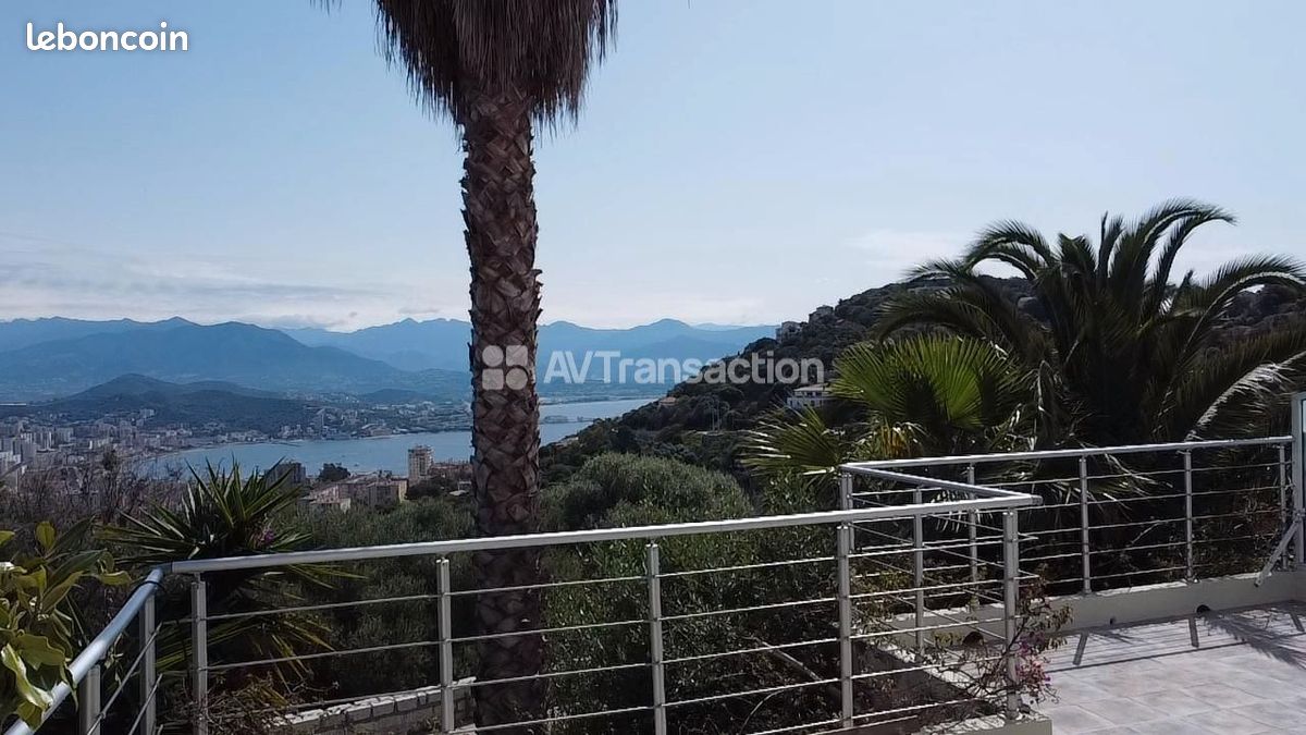 Maison 5 pièces 120 m² · à Ajaccio · 120 m² · 799 000 €