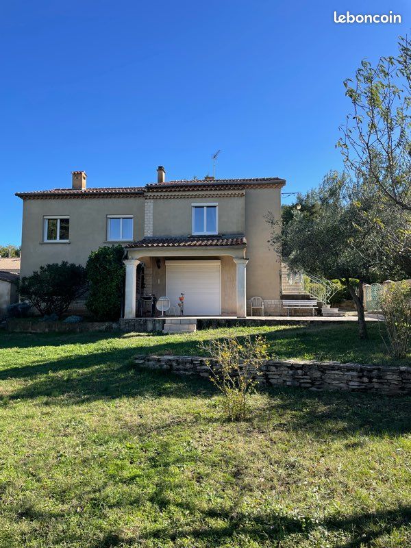 Maison 7 pièces 150 m² · à Bagnols-sur-Cèze · 150 m² · 290 000 €