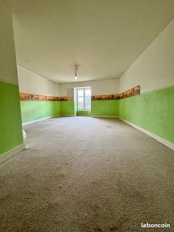 Maison 5 pièces 98 m² - Montmorillon 86500 (image principale 10)