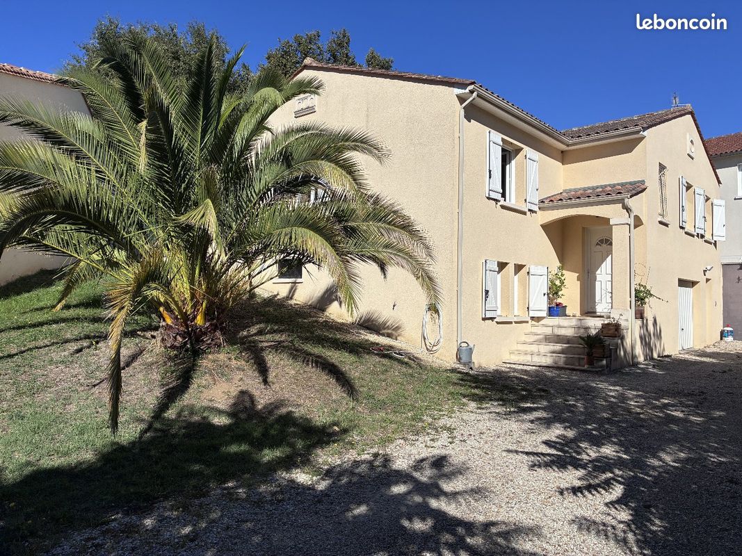 Maison 5 pièces 156 m² · à Angoulême · 156 m² · 243 800 €