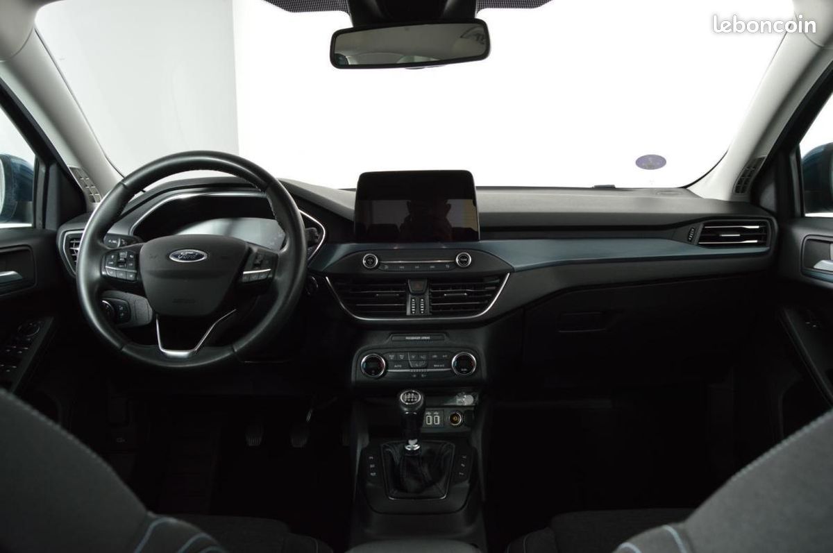 Ford Focus ACTIVE SW 1.0 ECOBOOST 125 S&S (image 3)
