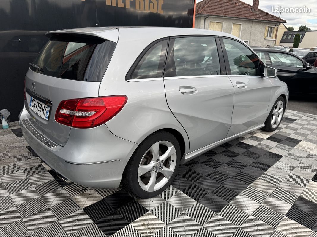 Mercedes CLASSE B 180 SPORT (image 3)
