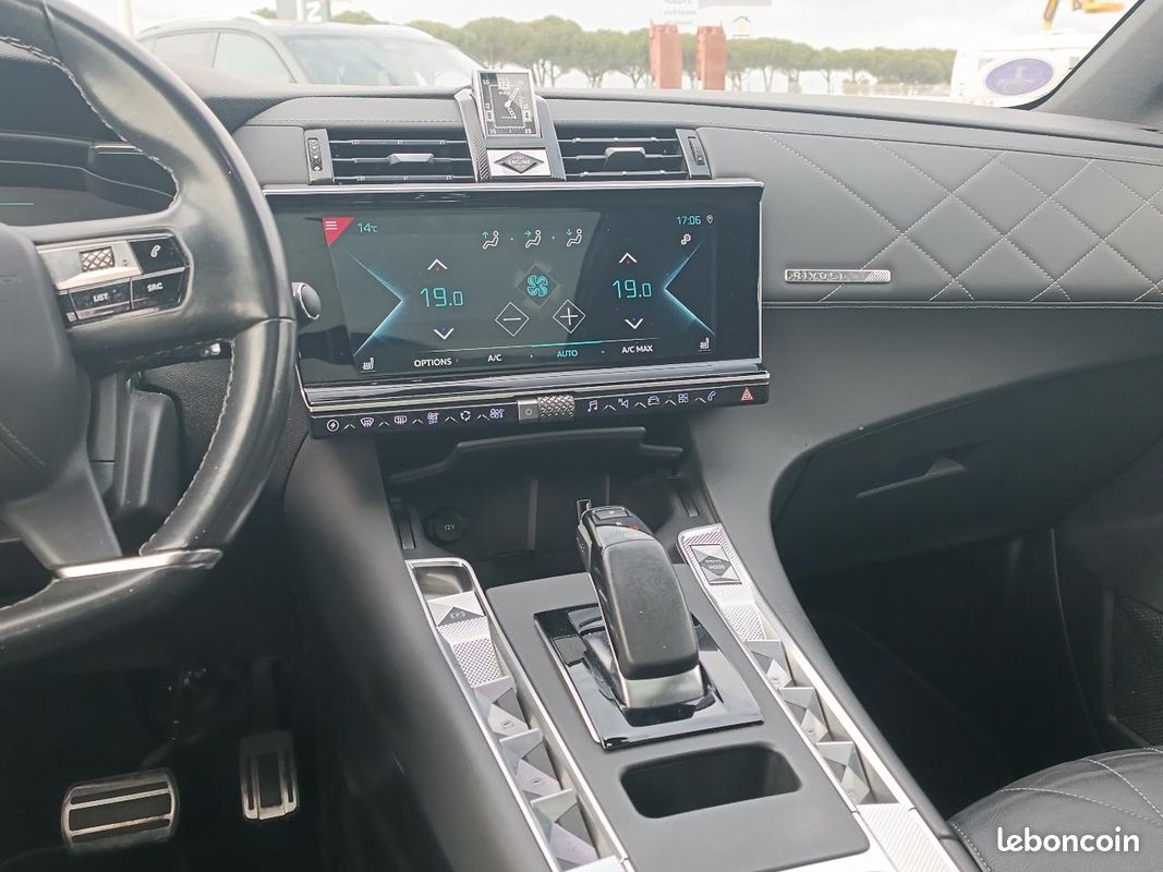 DS DS 7 CROSSBACK E-tense 4x4 300 rivoli (image 20)