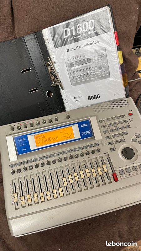 Enregistreur Studio Multipiste Korg D1600 (image 2)
