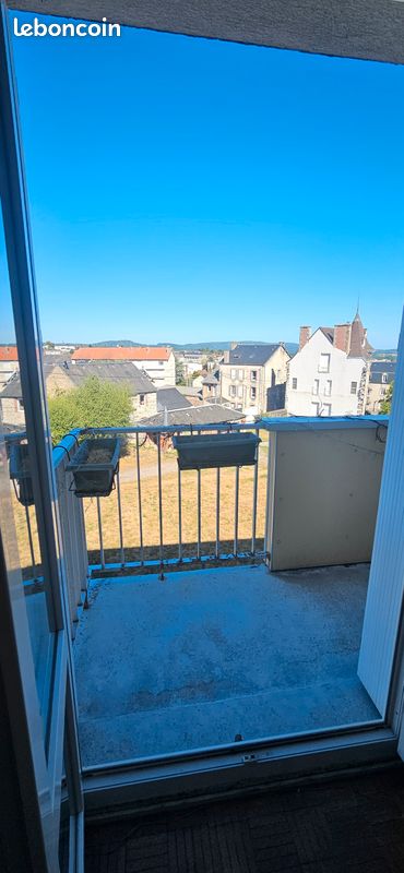 Appartement 3 pièces 64 m² · à Guéret · 64,4 m² · 13 000 €