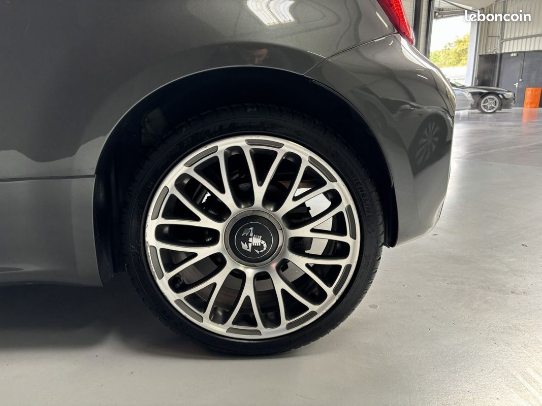 Abarth 500 (2) 1.4 Turbo 16v T-Jet 145ch 595 (image 25)