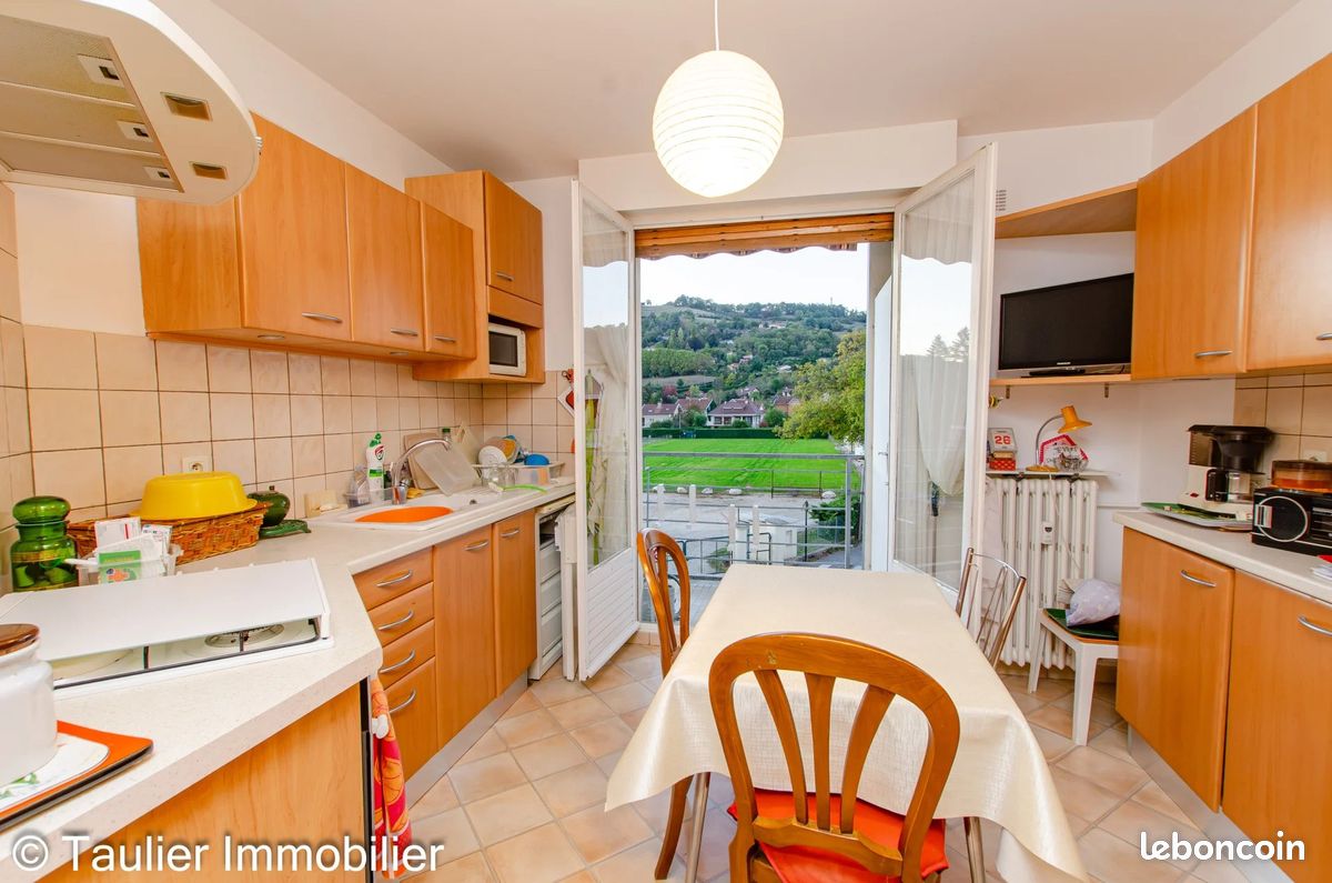 Appartement 4 pièces 90 m² · à Saint-Marcellin · 90 m² · 139 000 €