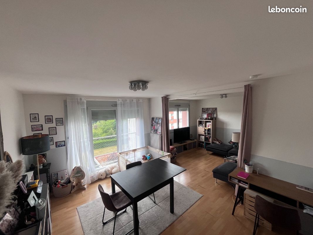 Appartement 4 pièces 79 m² · à Auxerre · 79 m² · 800 €