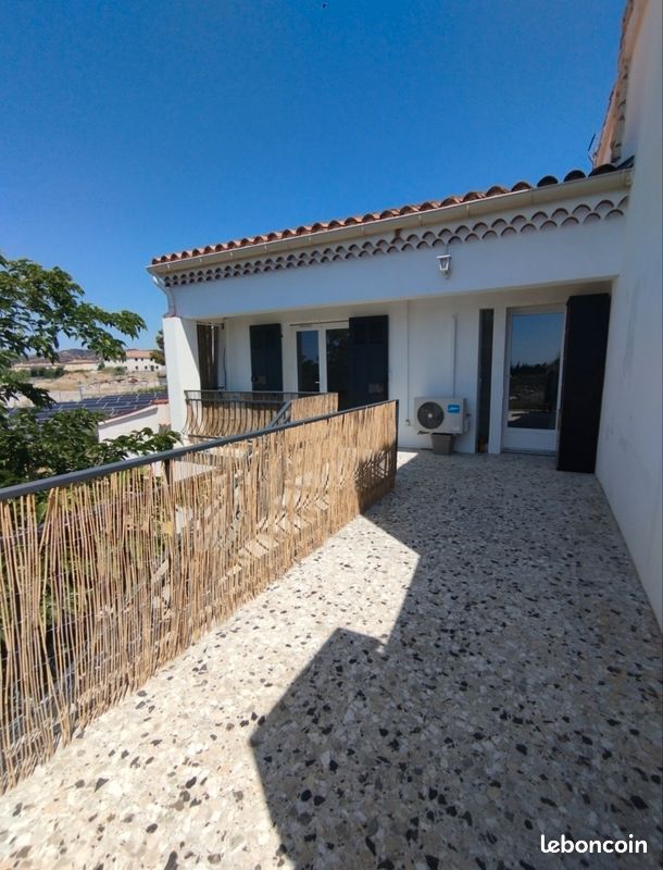 Appartement 3 pièces 51 m² · à La Fare-les-Oliviers · 51 m² · 1 190 €