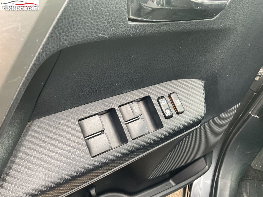 TOYOTA RAV4 124 D-4D 2WD Lounge (image 18)