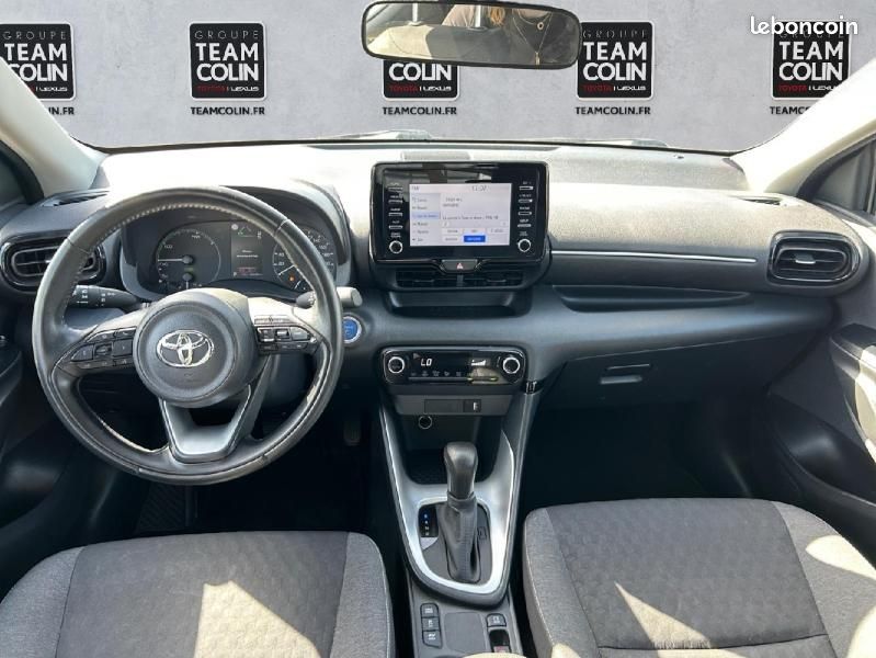 Toyota Yaris 116h Dynamic Business 5p + Programme Beyond Zero Academy MY22 (image 10)