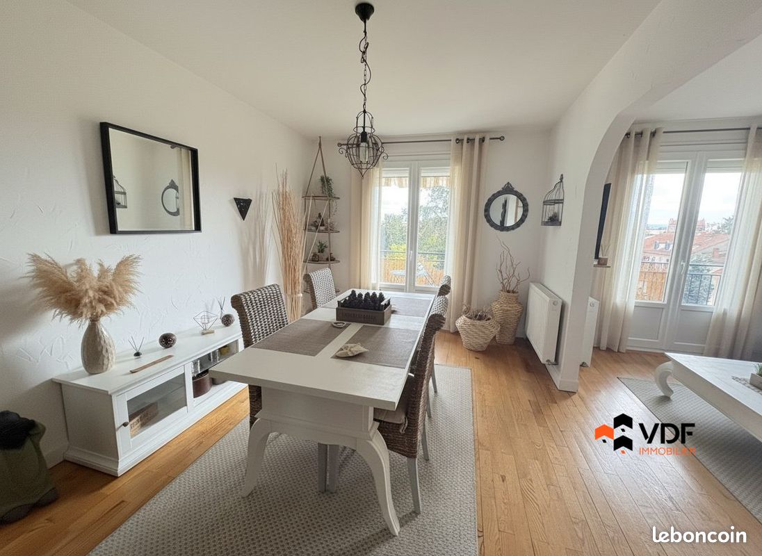 Appartement 3 pièces 71 m² · à Roanne · 71 m² · 95 000 €